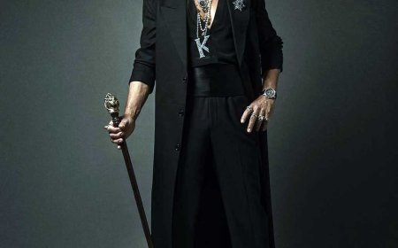 মেট গালায়’ প্রথমবার শাহরুখ: গলায় হীরার লকেট, হাতে ২১ কোটি রুপির ঘড়ি