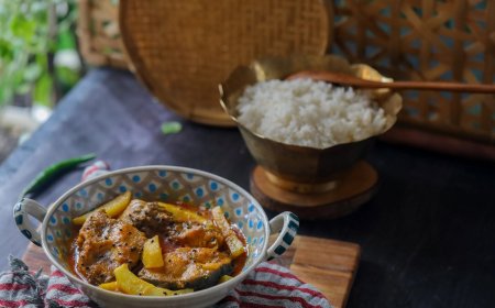 রুই মাছ কখনো আম দিয়ে রেঁধেছেন?