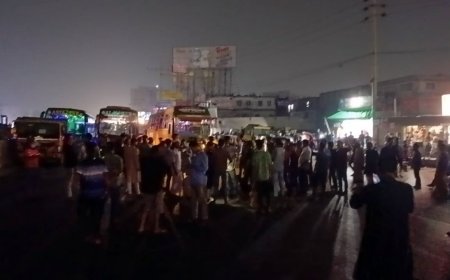 আ.লীগ নি/ষি/দ্ধে/র দাবিতে ঢাকা-চট্টগ্রাম মহাসড়ক অবরোধ