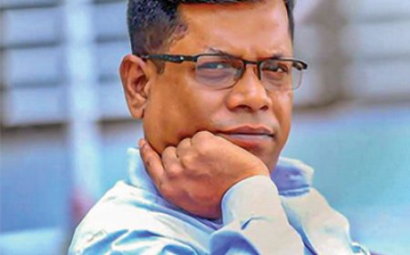 পুঁজিবাজারে প্রধান উপদেষ্টার ৫ টনিক, অপেক্ষায় ব্যবসায়ী-বিনিয়োগকারীরা