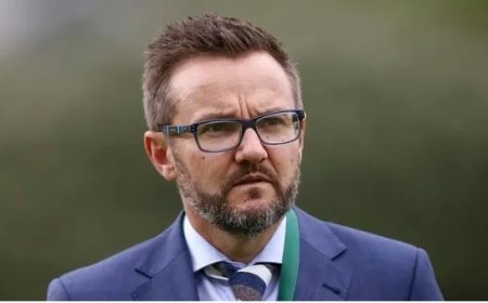 পাকিস্তানের সাদা বলের নতুন কোচ হেসন