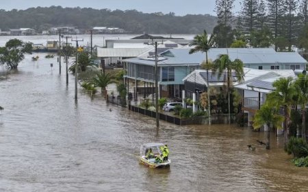 অস্ট্রেলিয়ায় বন্যায় যোগাযোগ বিচ্ছিন্ন