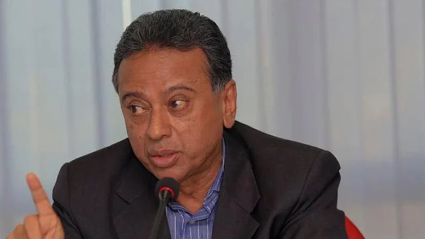 হাসিনার ভয়ে গর্তে লুকানো ব্যক্তিরা এখন সংস্কারের তালিম দিচ্ছে: আমীর খসরু