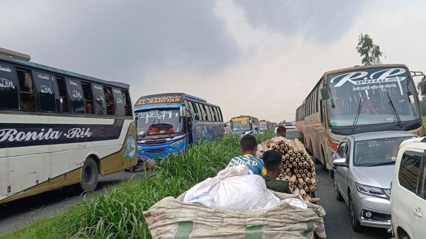 যমুনা সেতু পশ্চিম পাড়ে ৪ কিলোমিটার যানজট