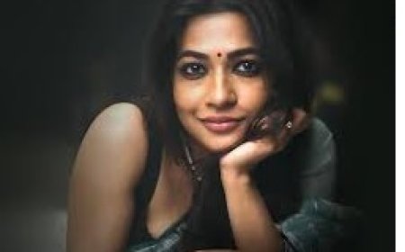 ‘তারা মনে করে আমি খারাপ মেয়ে, এটা ডিজার্ভ করি’