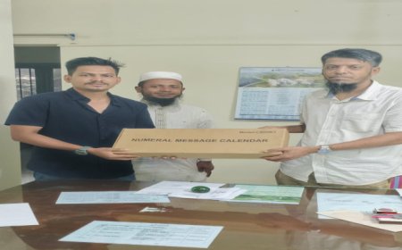 চবি ছাত্রদল নেতা শাফায়াত হোসেনের উদ্যোগে মসজিদে ঘড়ি উপহার