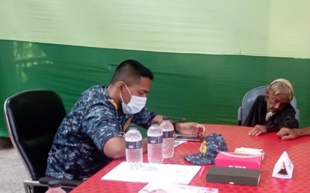 বাংলাদেশ নৌবাহিনীর উদ্যোগে বিনামূল্যে মেডিকেল সেবা