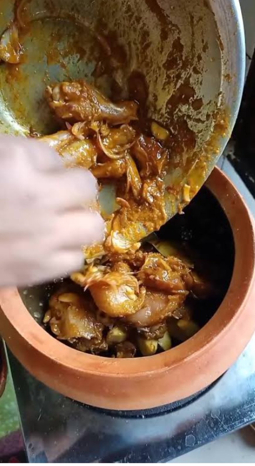 মাটির হাঁড়িতে রান্নার উপকারীতা