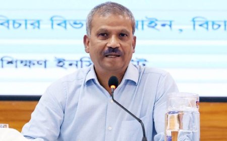 নির্বাচনের সময় থেকে পেছানোর সুযোগ নেই: আইন উপদেষ্টা