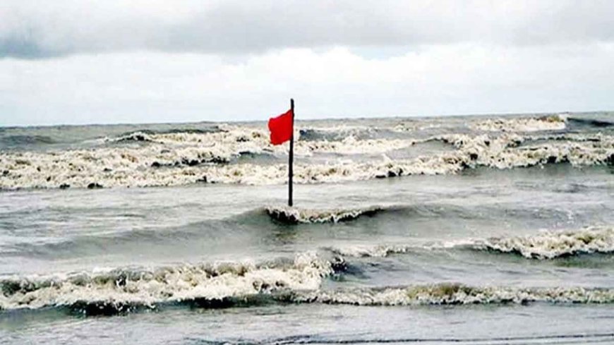 সমুদ্রবন্দরে তিন নম্বর সতর্ক সংকেত