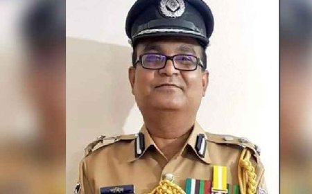 পুলিশের সাবেক ডিআইজি নাহিদুল ইসলাম গ্রেপ্তার