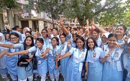 ৫০ হাজার টাকা অনুদান পাবেন ষষ্ঠ-স্নাতক শিক্ষার্থীরা