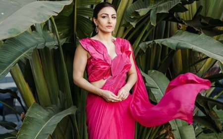 হেনস্তার শিকার অভিনেত্রী সোহা আলি খান