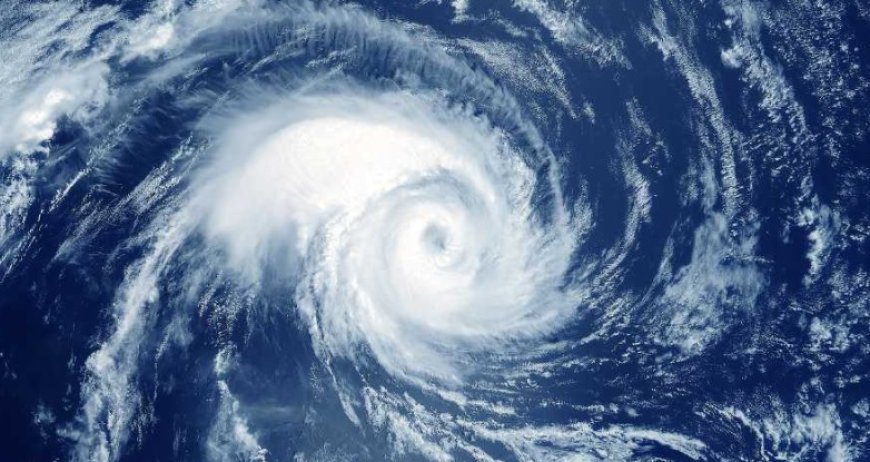 ঘূর্ণিঝড়ের সম্ভাবনা 