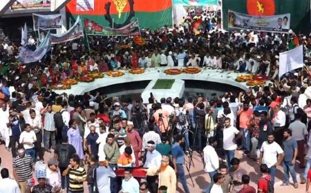 জিয়াউর রহমানের মাজারে জনতার ঢল